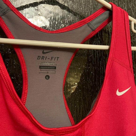 Nike Workout Tank Top - Picture 3 of 4